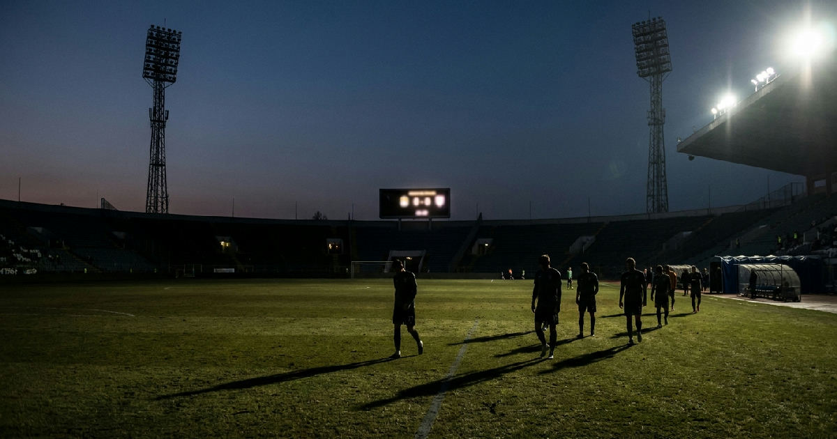 Leeds vs Wolves: A Meeting of Two Sides With Nothing Sorted and Everything to Prove